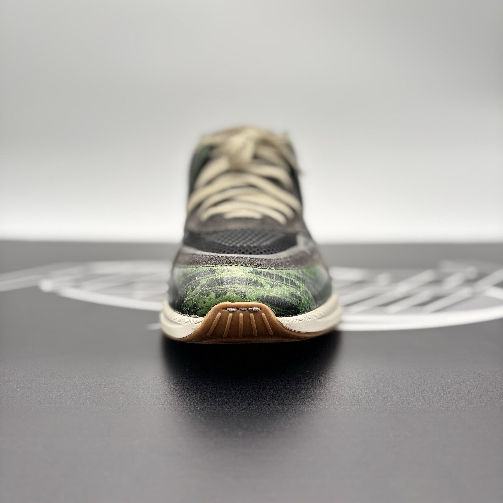 Size 10 G (10.5 US) - Gucci Ultrapace ' Green Tejus Printed ' | GOOD CONDITION!