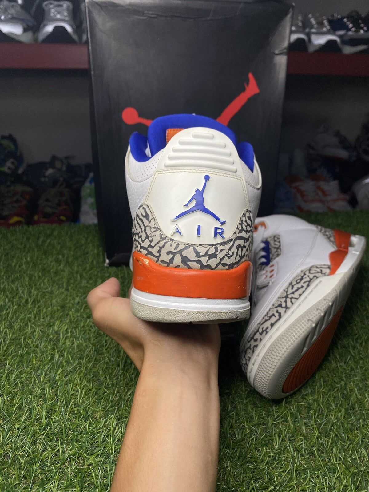 Size 10.5 - Air Jordan 3 Retro Knicks ‘ White, Orange ‘ | GOOD CONDITION!