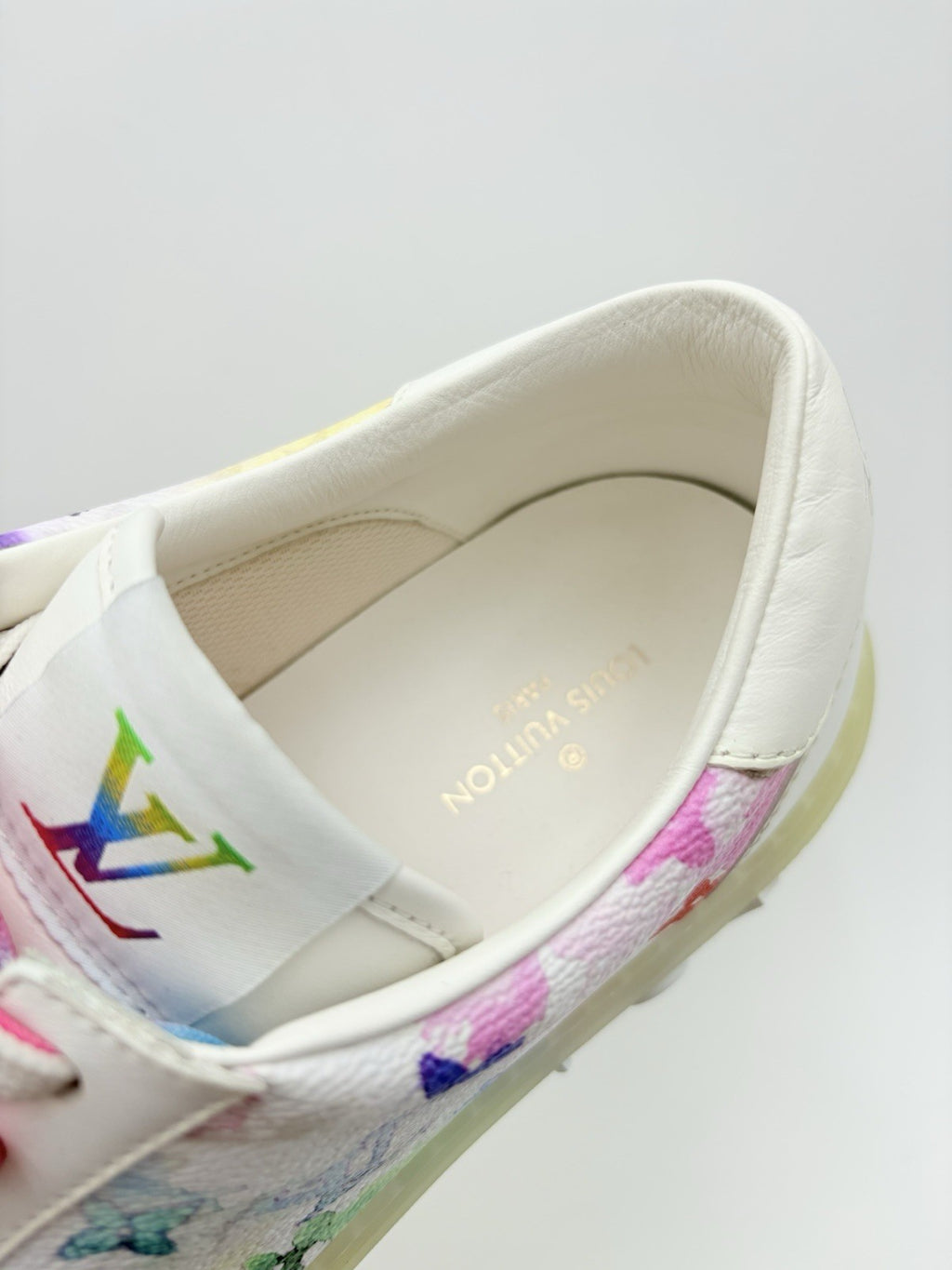Size 8 LV (9-9.5 US) Louis Vuitton Ollie ' White Rainbow Monogram ' | GREAT COND