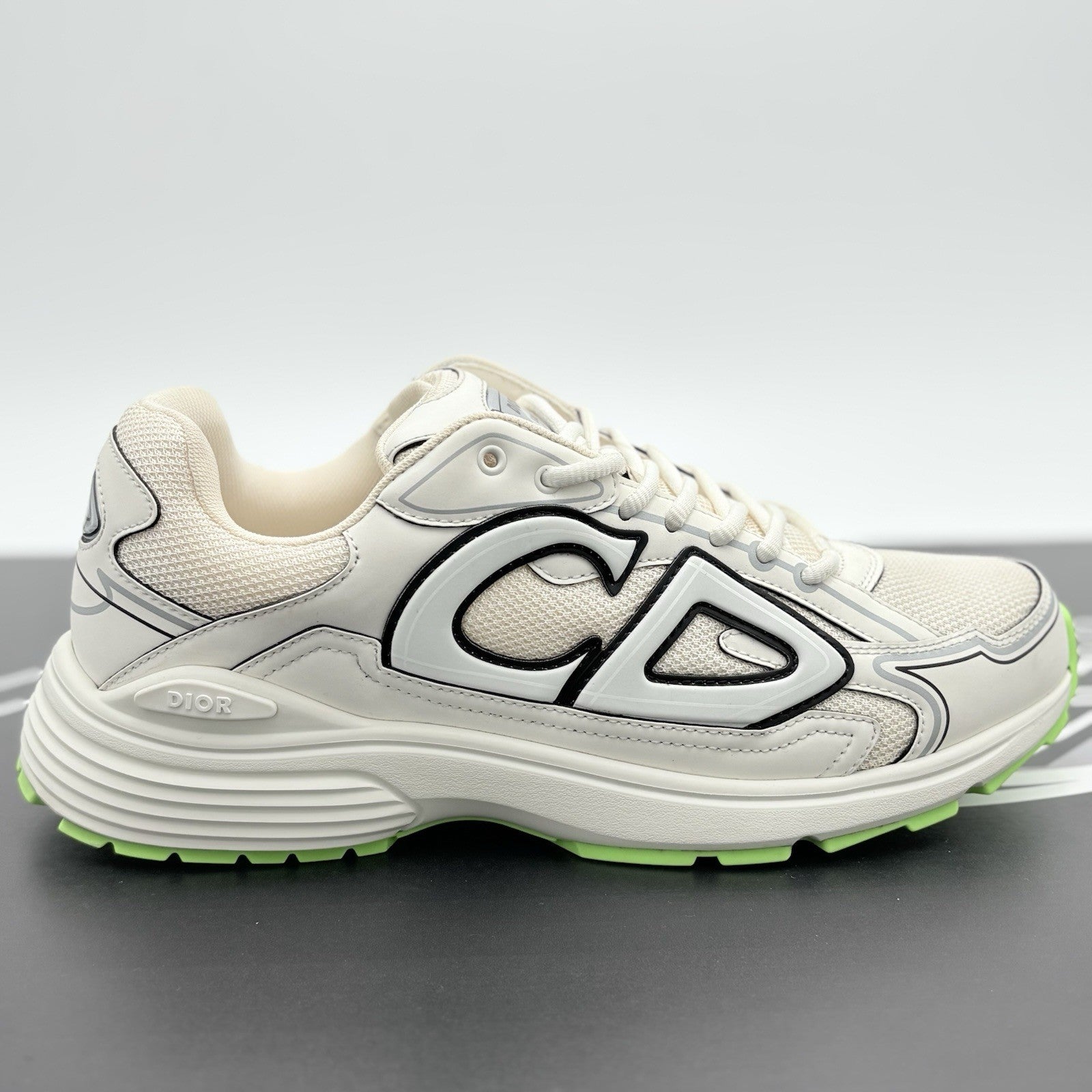 Size 42 (9 US) - Dior B30 Reflective CD30 ' Cream Green ' | SUPER CLEAN!