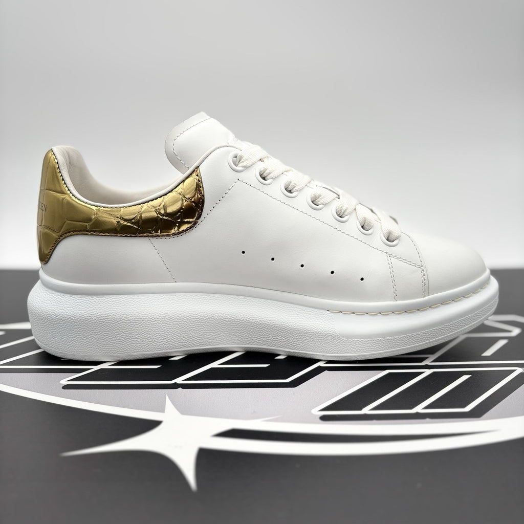 Size 41.5 (8.5 US) Alexander McQueen Oversized ' Gold Crocodile ' | GREAT COND!