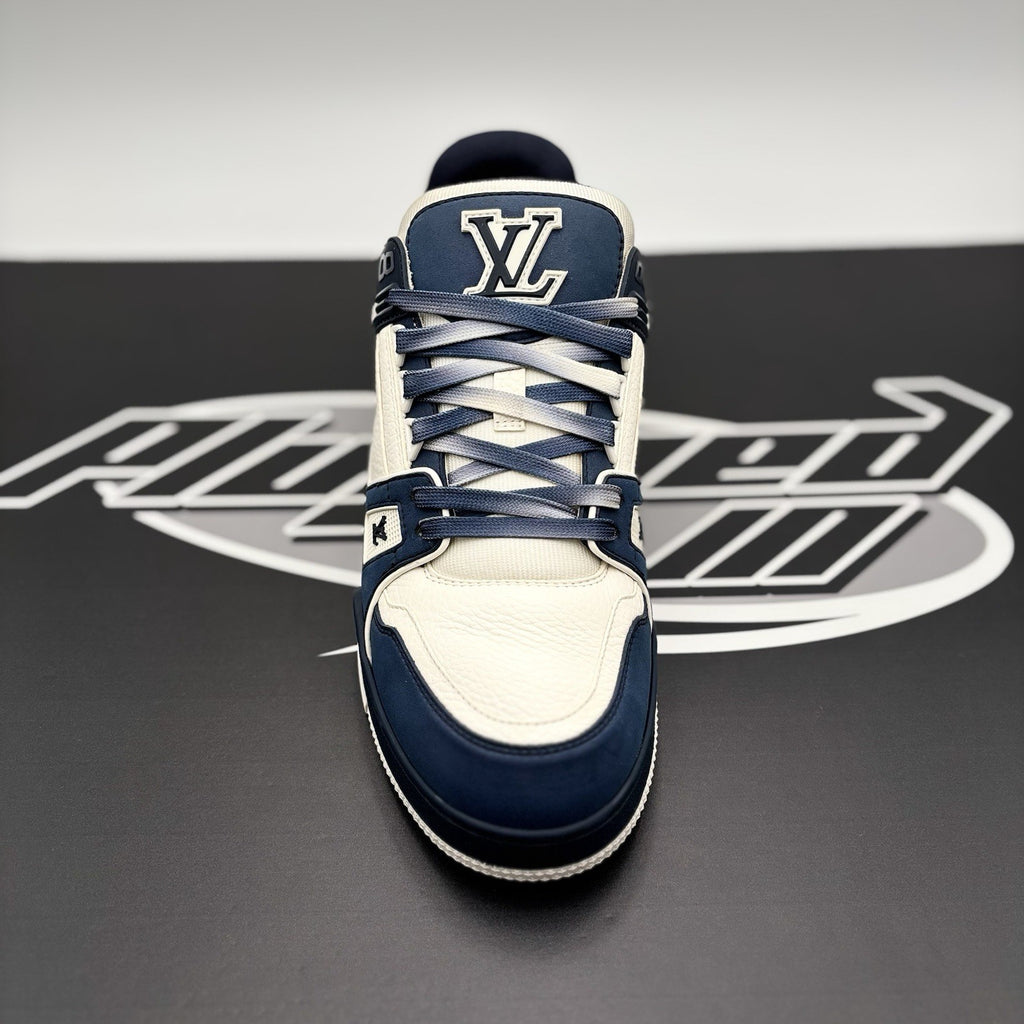 Size 6 LV (7-7.5 US ) Louis Vuitton Trainer ' White, Navy ' | GREAT CONDITION!