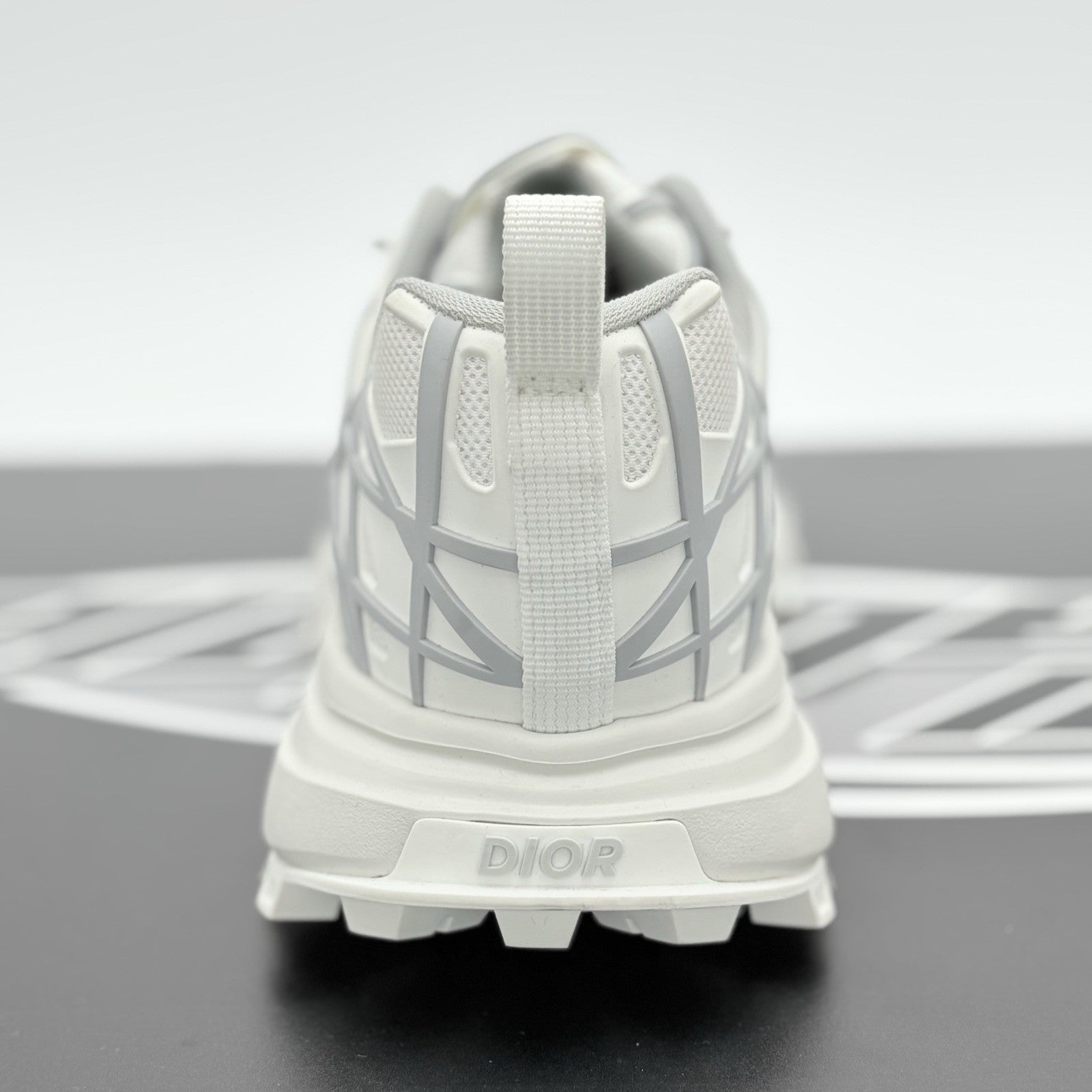 Size 41 (8 US) - Dior B31 Runner ' White Grey ' | ONLY WORN ONCE!