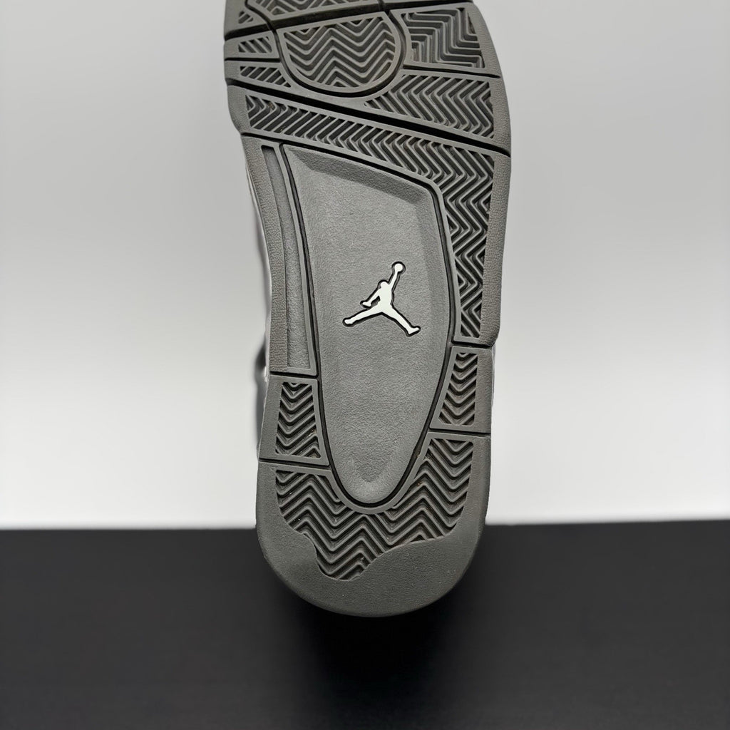 Size 9.5 - Air Jordan 4 Retro SE ' Wet Cement ' | SUPER CLEAN!