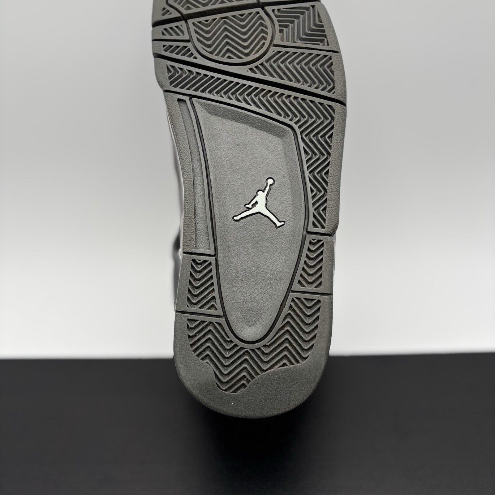 Size 9.5 - Air Jordan 4 Retro SE ' Wet Cement ' | SUPER CLEAN!