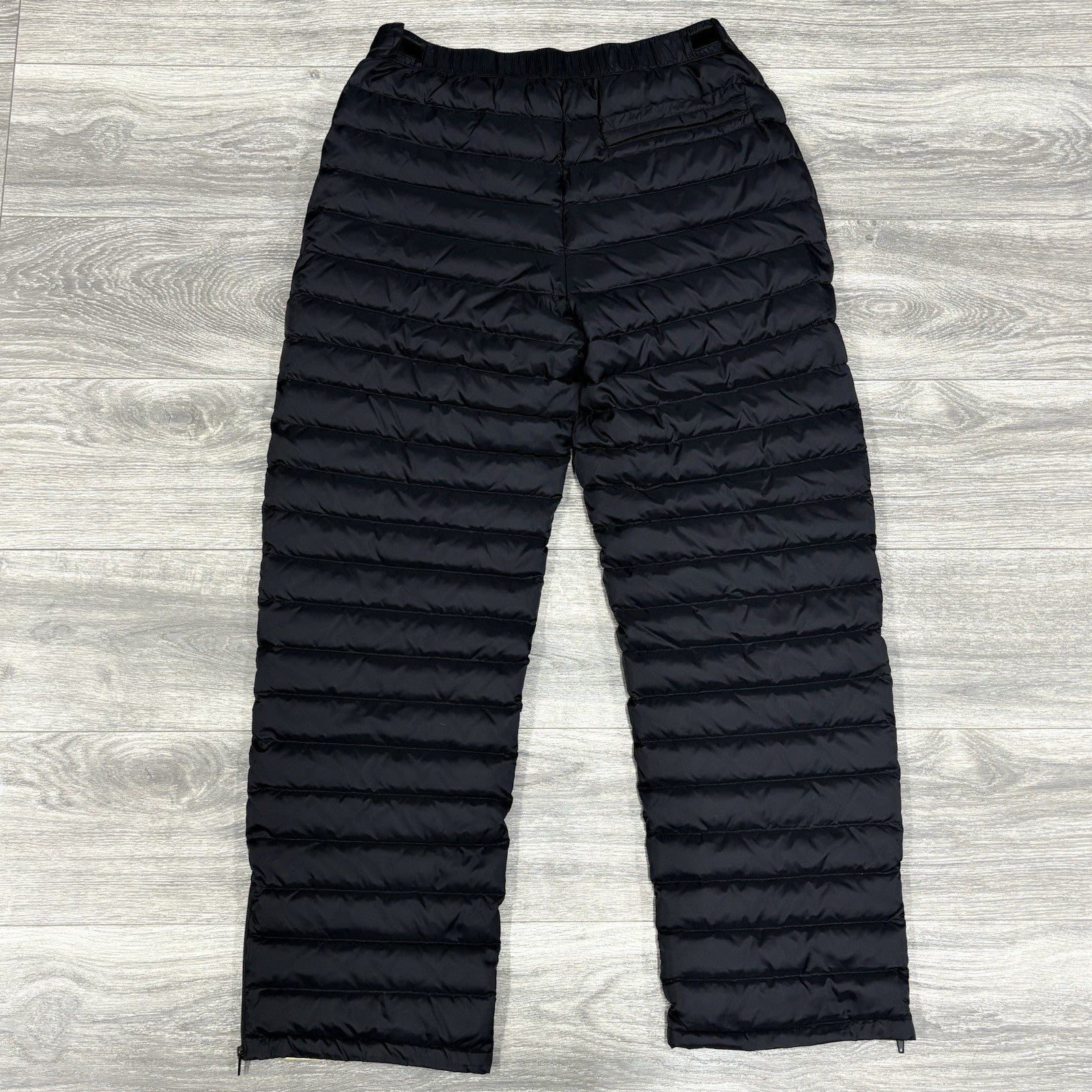 Size L - Thats A Awful Lot Of Cough Syrup Puffer Flare Pants ' Black ' | NEW!
