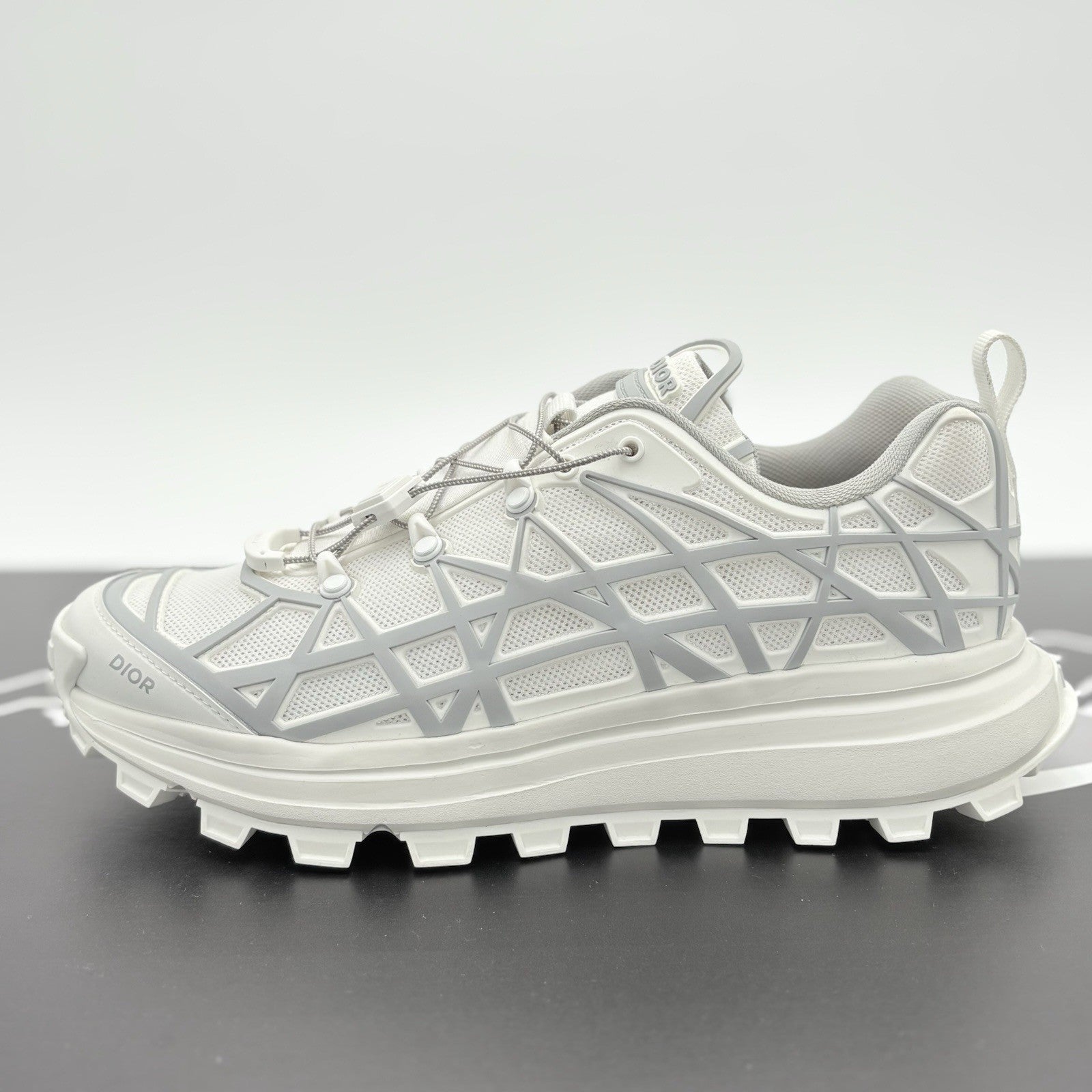 Size 41 (8 US) - Dior B31 Runner ' White Grey ' | ONLY WORN ONCE!