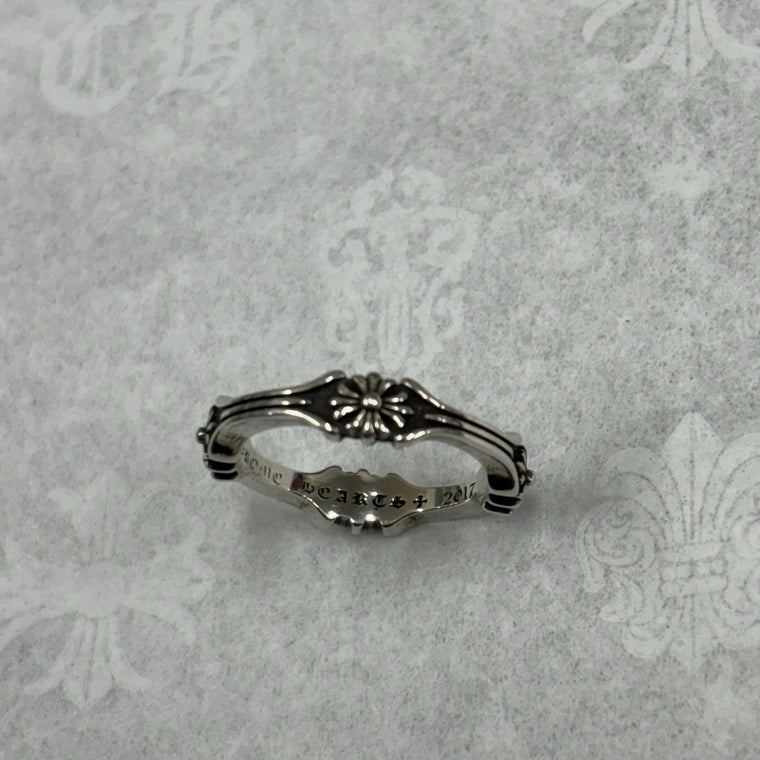 Silver Bone And Cross Ring — photo 6