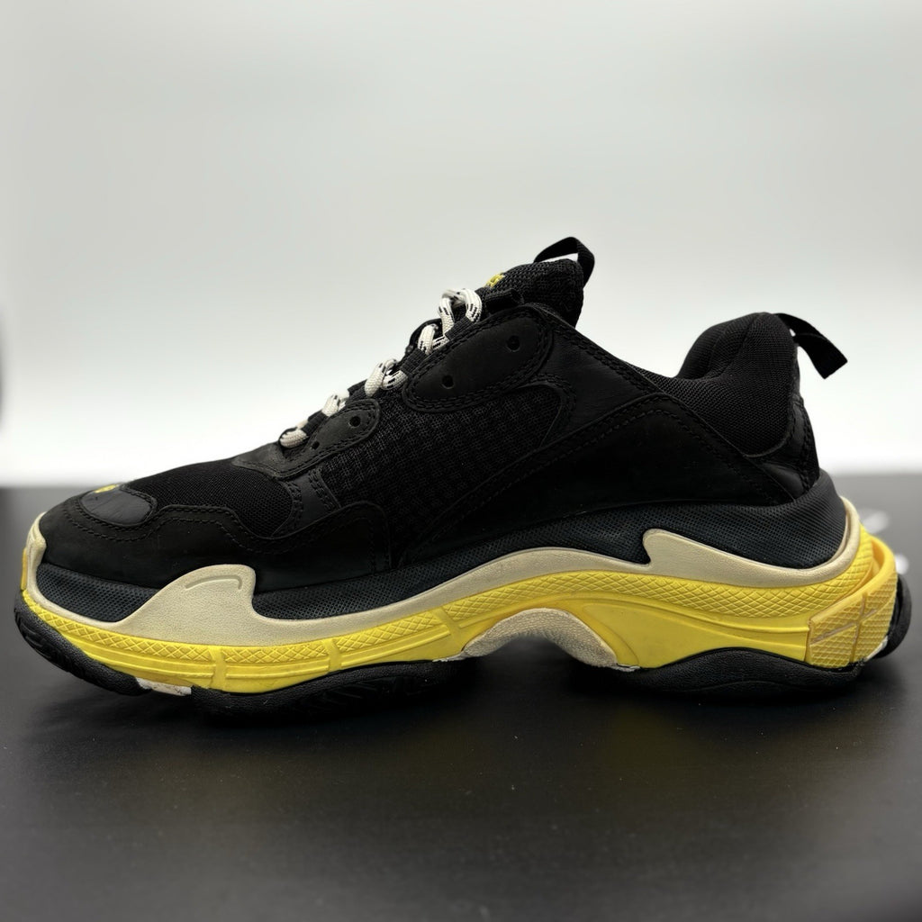 Size 43 (10 US) - Balenciaga Triple S ' Black Yellow ' | GREAT CONDITION!