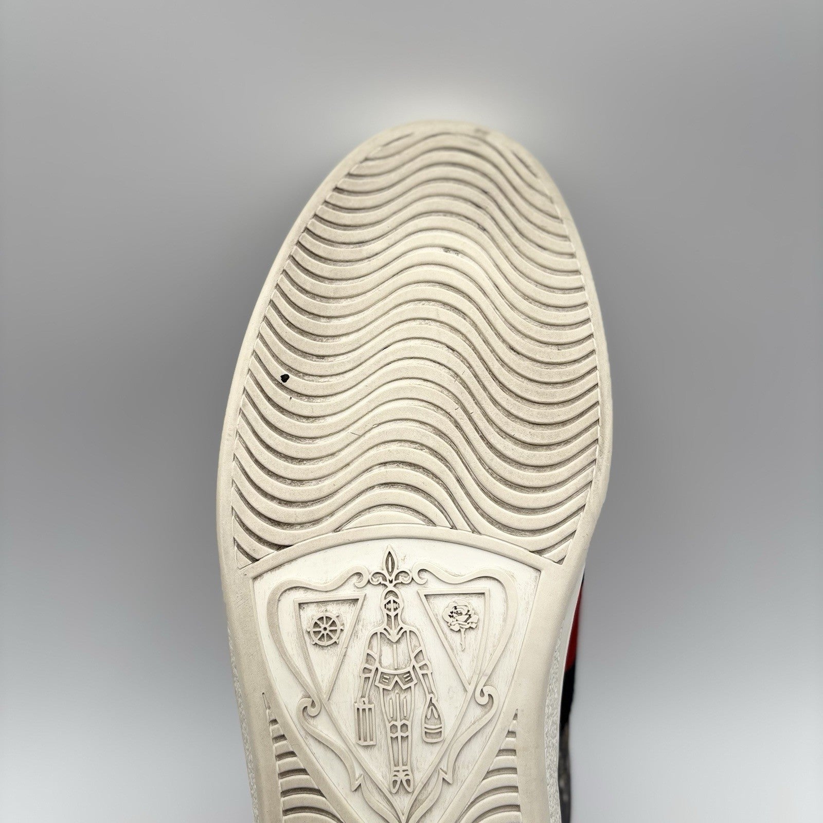 Size 8 G (8.5 US) - Gucci Tiger Ace GG Supreme Monogram | GREAT CONDITION!