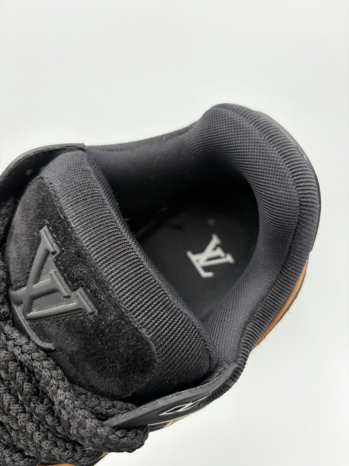 Size 8.5 LV (9.5-10 US) Louis Vuitton Suede Maxi ' Black Brown ' | GOOD COND!