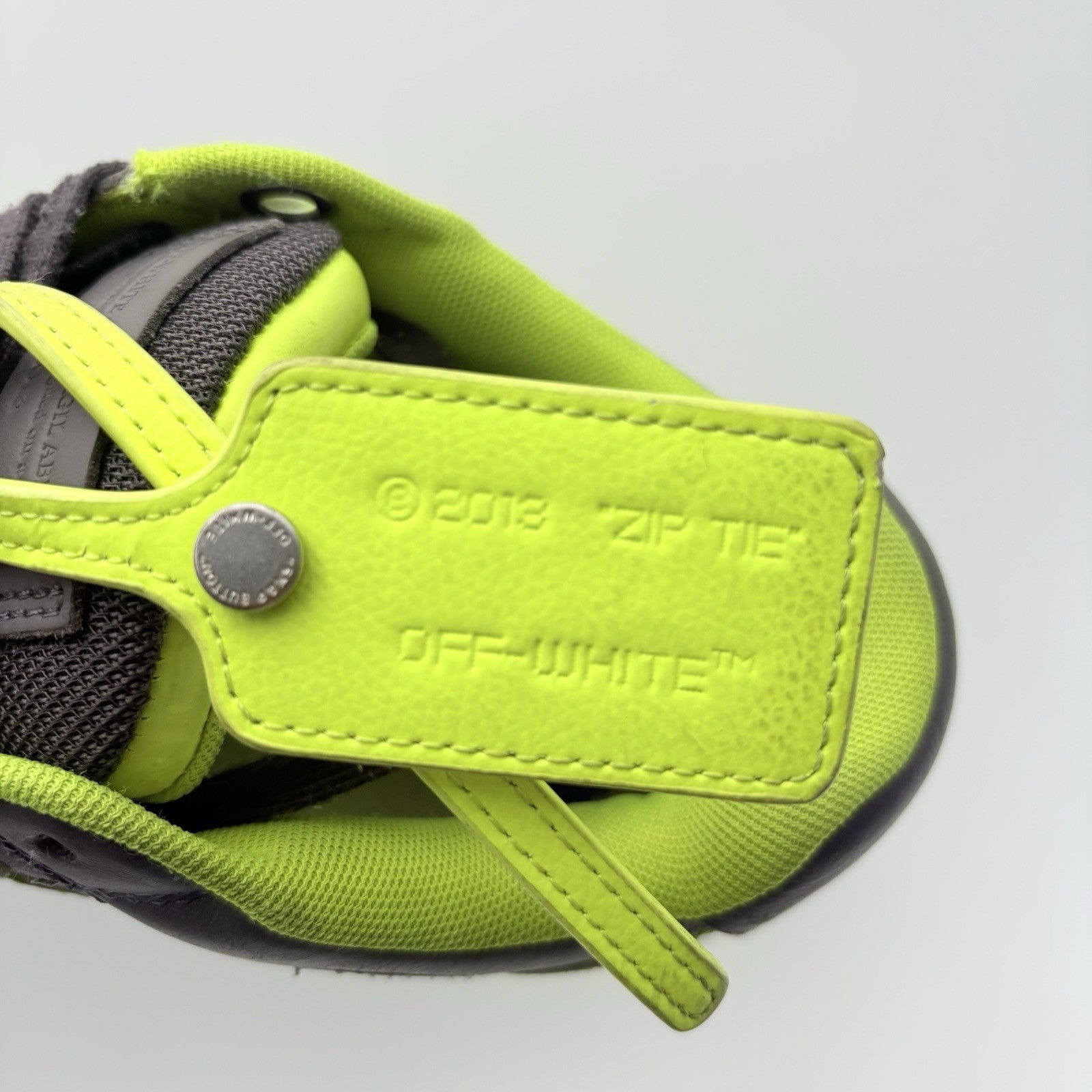 Size 43 (10 US) Off-White Out of Office ' Grey Yellow ' | GOOD CONDITION!