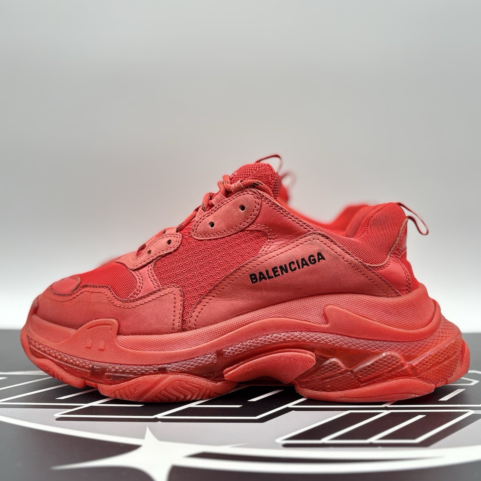 Size 43 (10 US) - Balenciaga Triple S ' Red '