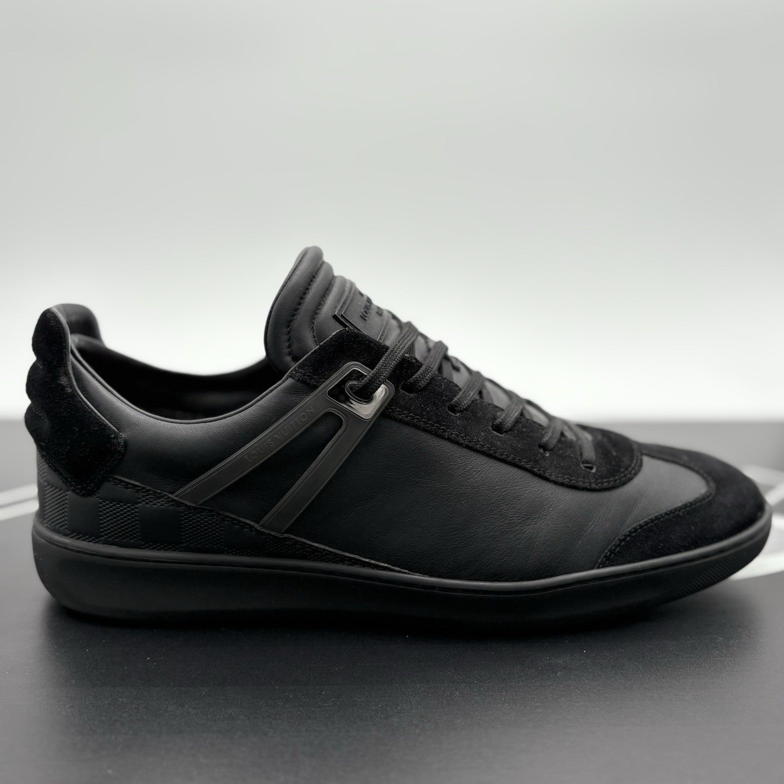 Size 10 LV (11-11.5 US) Louis Vuitton Leather Sneakers ' Black ' | GOOD COND!