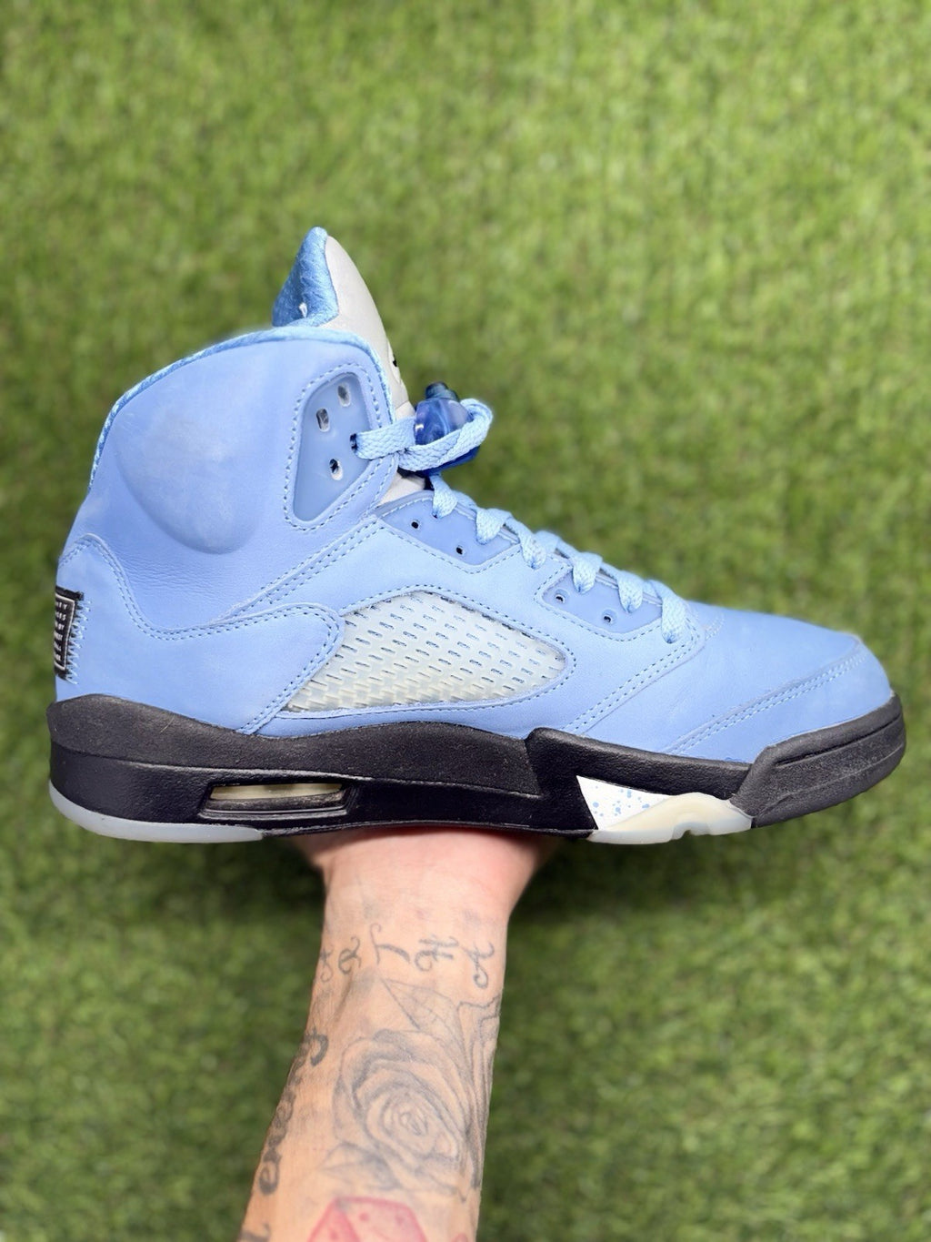 Size 9 - Air Jordan 5 Retro SE Mid ' UNC ' | GREAT CONDITION!