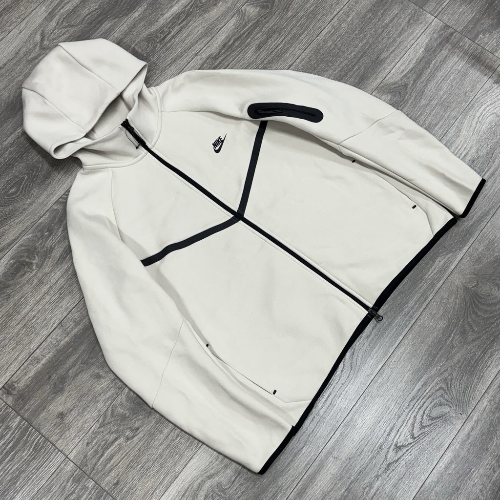 Size XL - Nike Tech Fleece Full-Zip Windrunner Zip Up ' Orewood ' | NEW!