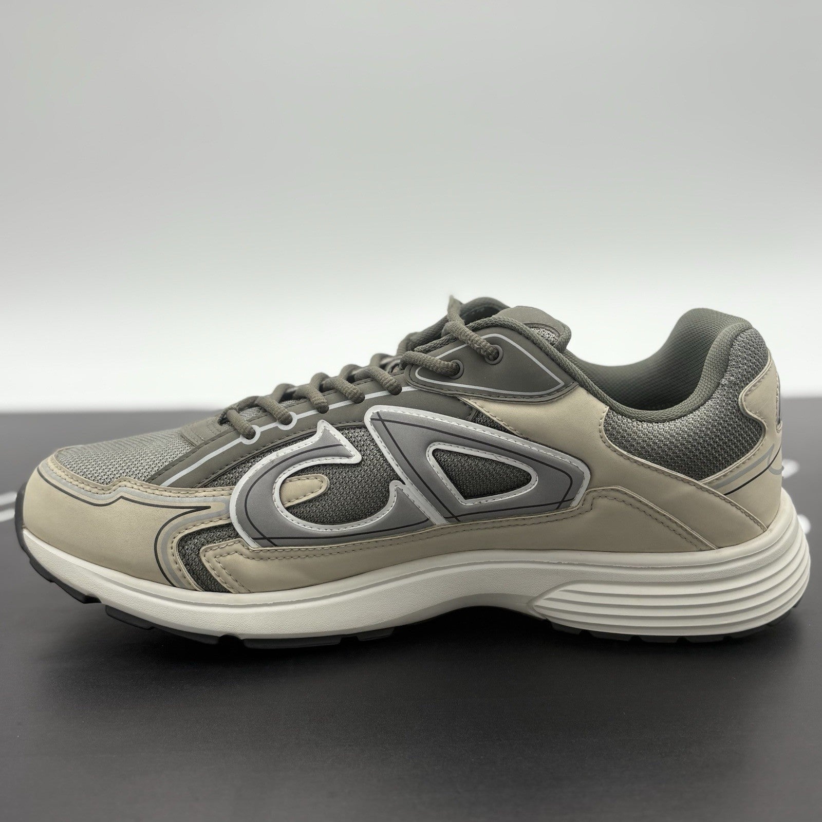 Size 46 (13 US) Dior B30 Reflective Sneaker ' Olive Green Beige ' | SUPER CLEAN