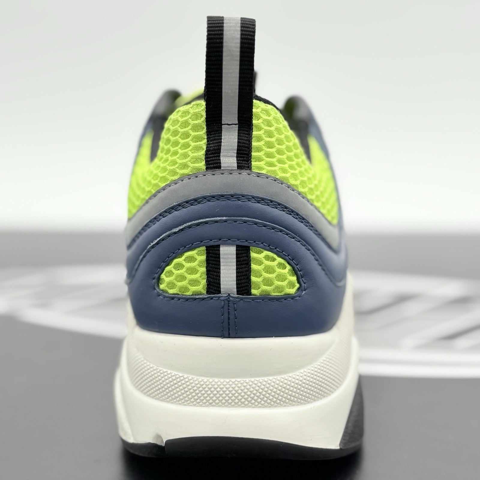 Size 42 (9 US) - Dior B22 Sneaker ' Blue Lime ' | SUPER CLEAN!