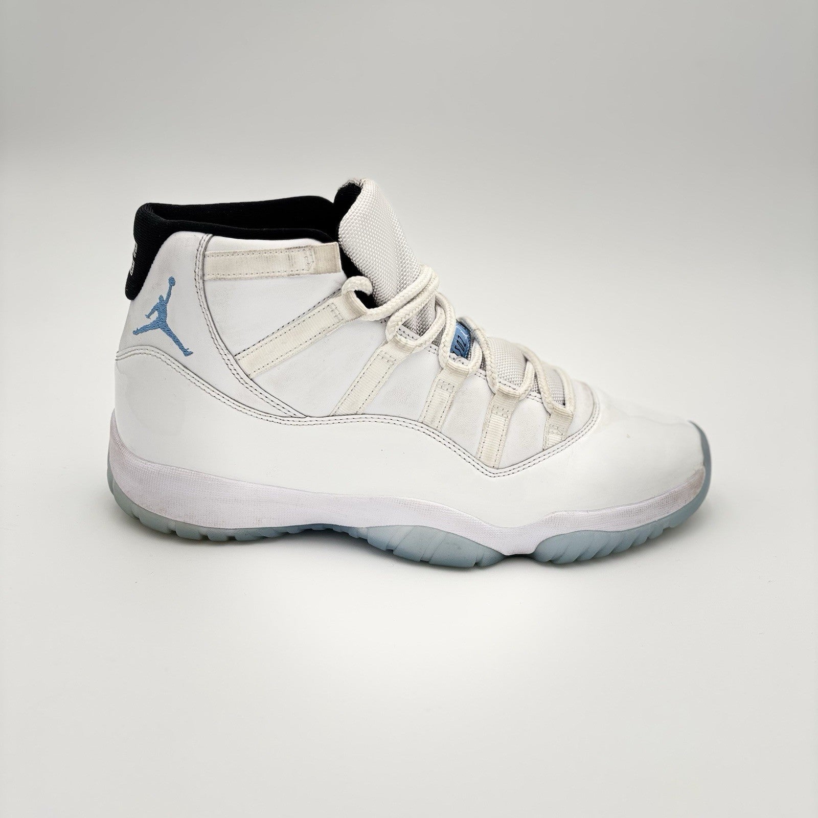 Size 11 - Air Jordan 11 Retro 2024 Legend Blue / Columbia | GOOD CONDITION!