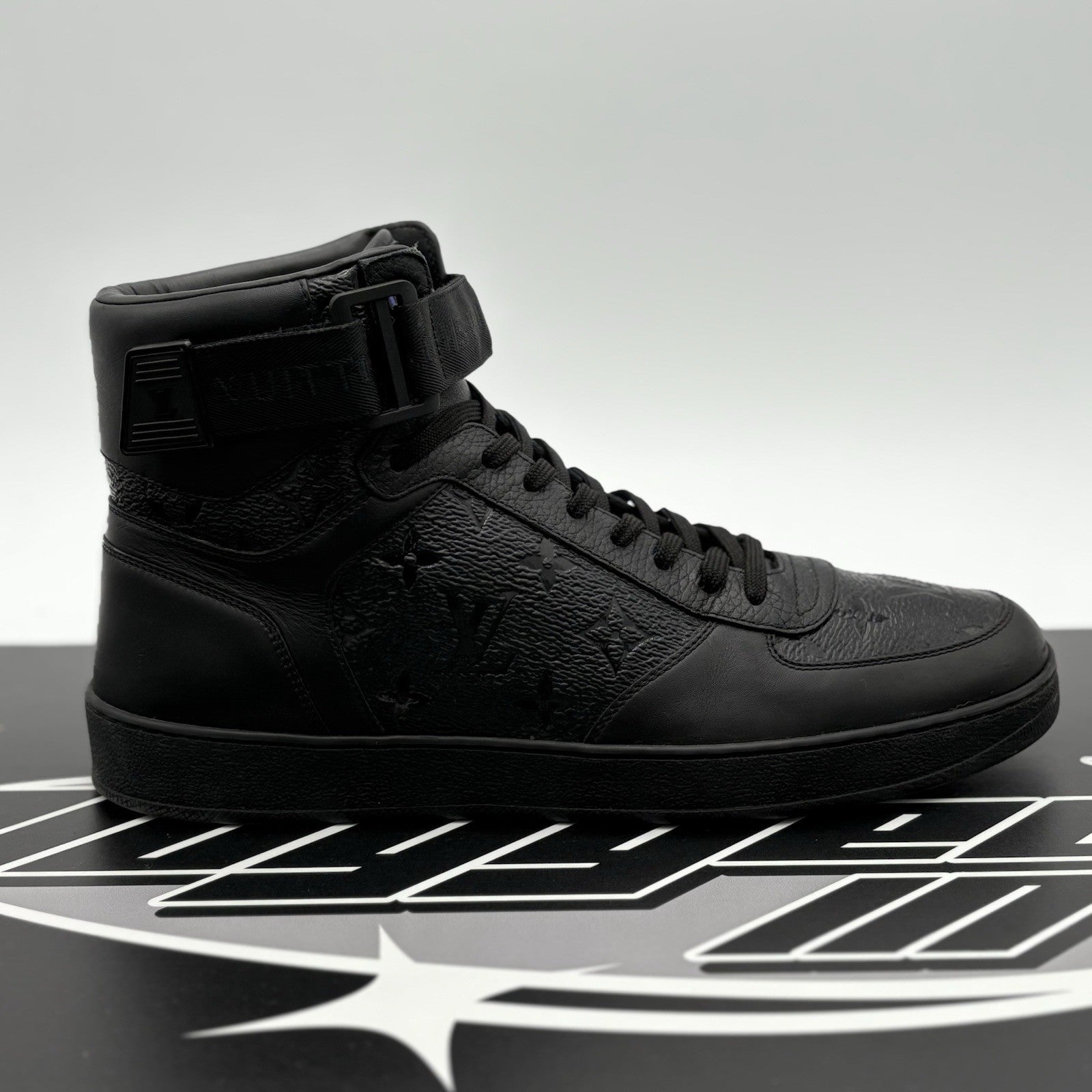 Size 7.5 LV (8.5-9 US) - Louis Vuitton Rivoli High Top ' Black ' | SUPER CLEAN!