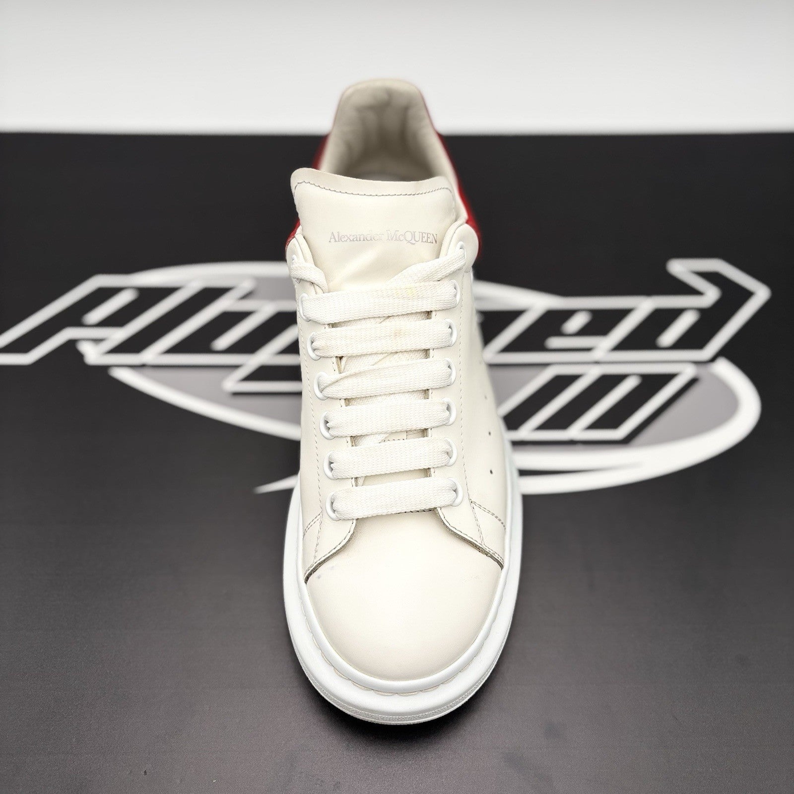 Size 41.5 (8.5 US) Alexander McQueen Oversized ‘ White, Red ' | GOOD COND!