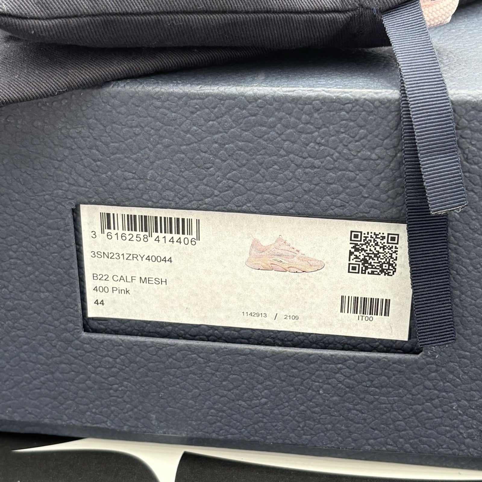 Size 44 (11 US) - Dior B22 Sneaker ' Pink ' | SUPER CLEAN!