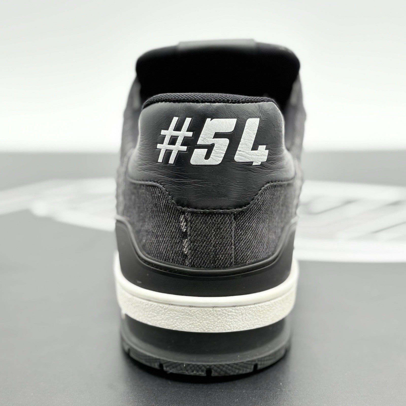 Size 9.5 LV (10.5-11 US) Louis Vuitton Trainer ' Black White ' | GREAT CONDITION