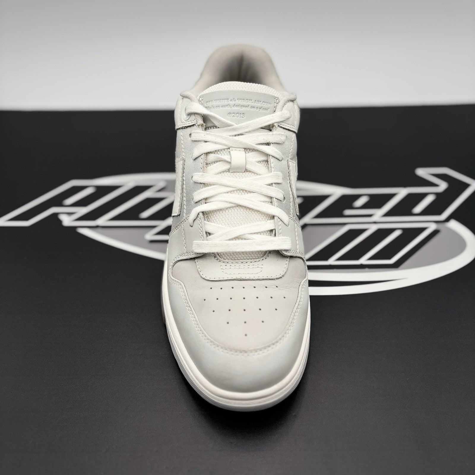 Size 43 (10 US) Off-White Out of Office ' Grey White ' | GREAT CONDITION!
