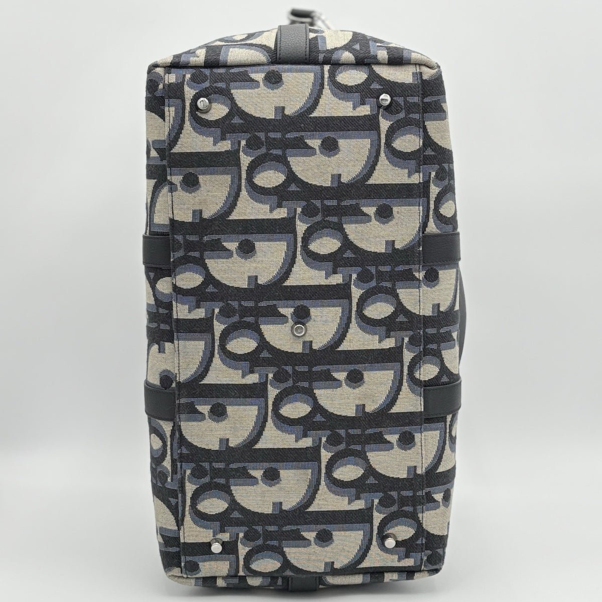 Oblique Jacquard Maxi Weekender 40 Bag Beige — photo 5