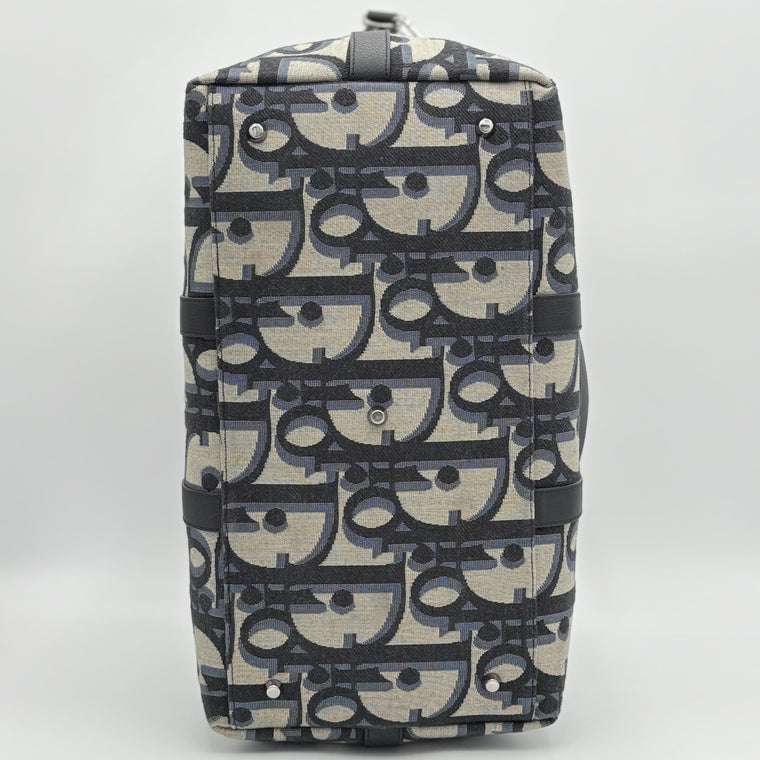 Oblique Jacquard Maxi Weekender 40 Bag Beige — photo 5