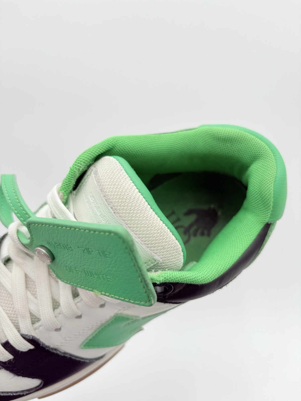 Size 40 (7 US) Off-White Out of Office ' Black Green ' | GREAT CONDITION!