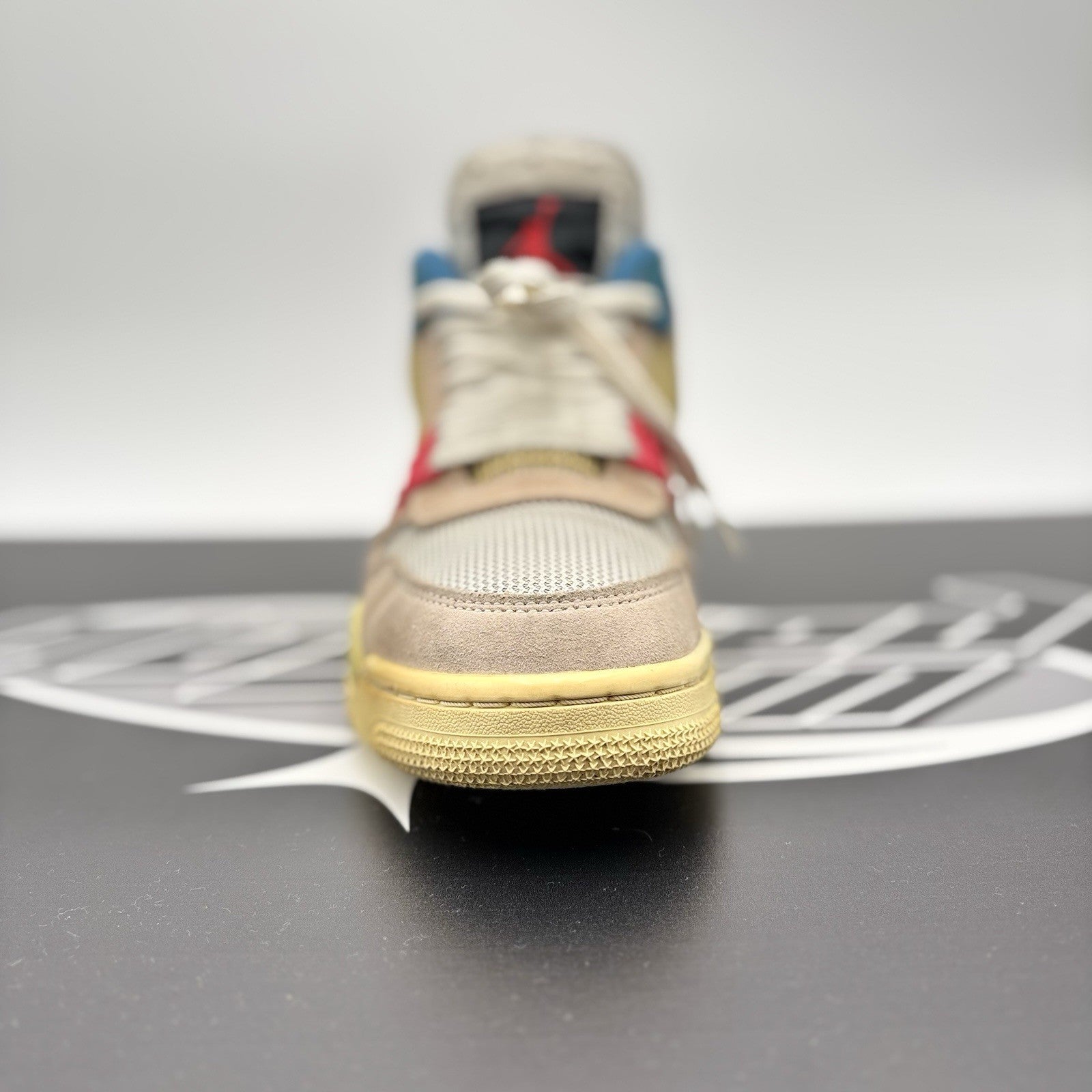 Size 9 - Jordan 4 Retro x Union LA Mid Guava Ice | GREAT CONDITION!