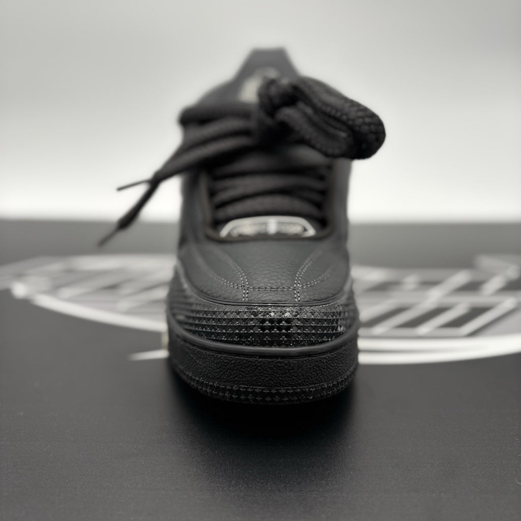 Size 8 LV (9-9.5 US) Louis Vuitton Skate ' Black ' | EXCELLENT CONDITION