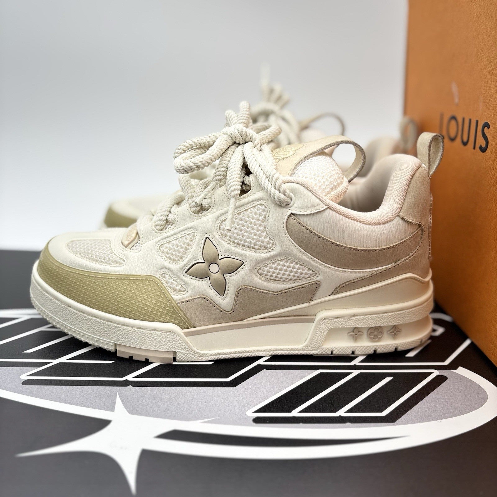 Size 7.5 LV (8.5-9 US) - Louis Vuitton Skate ' Beige White ' | GREAT COND!