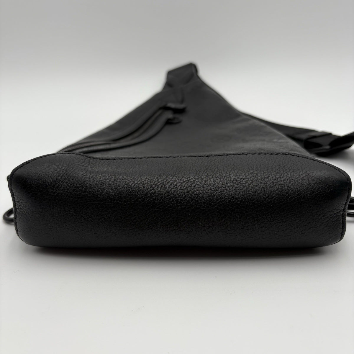 Monogram Sling Bag Black — photo 7
