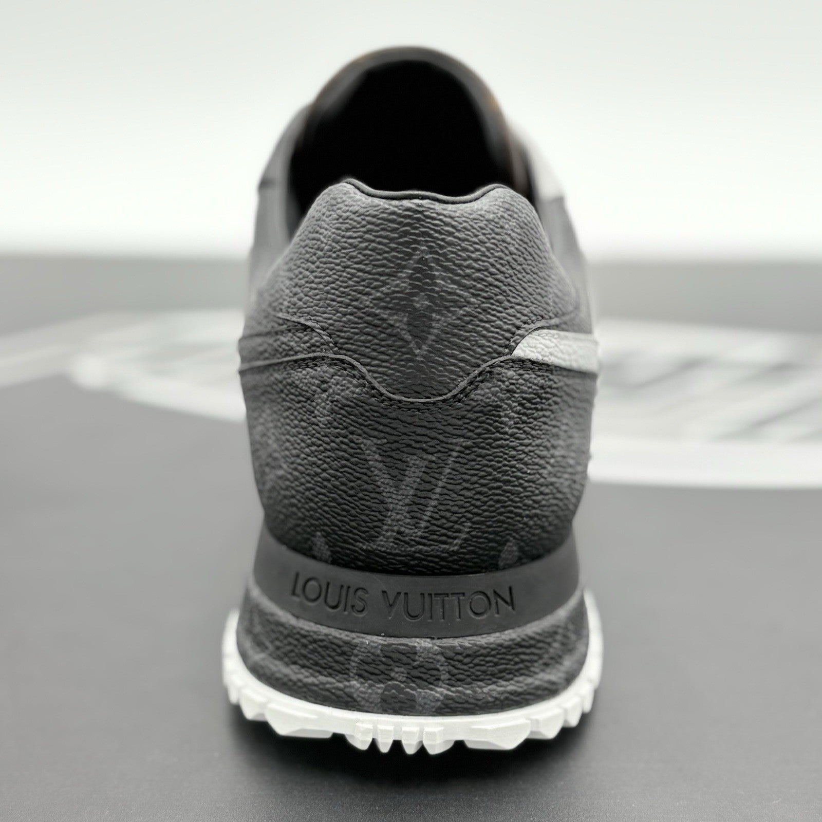 Size 7 LV (8-8.5 US) Louis Vuitton Run Away Sneaker ' Tri-Color ' | ONLY WORN 1x