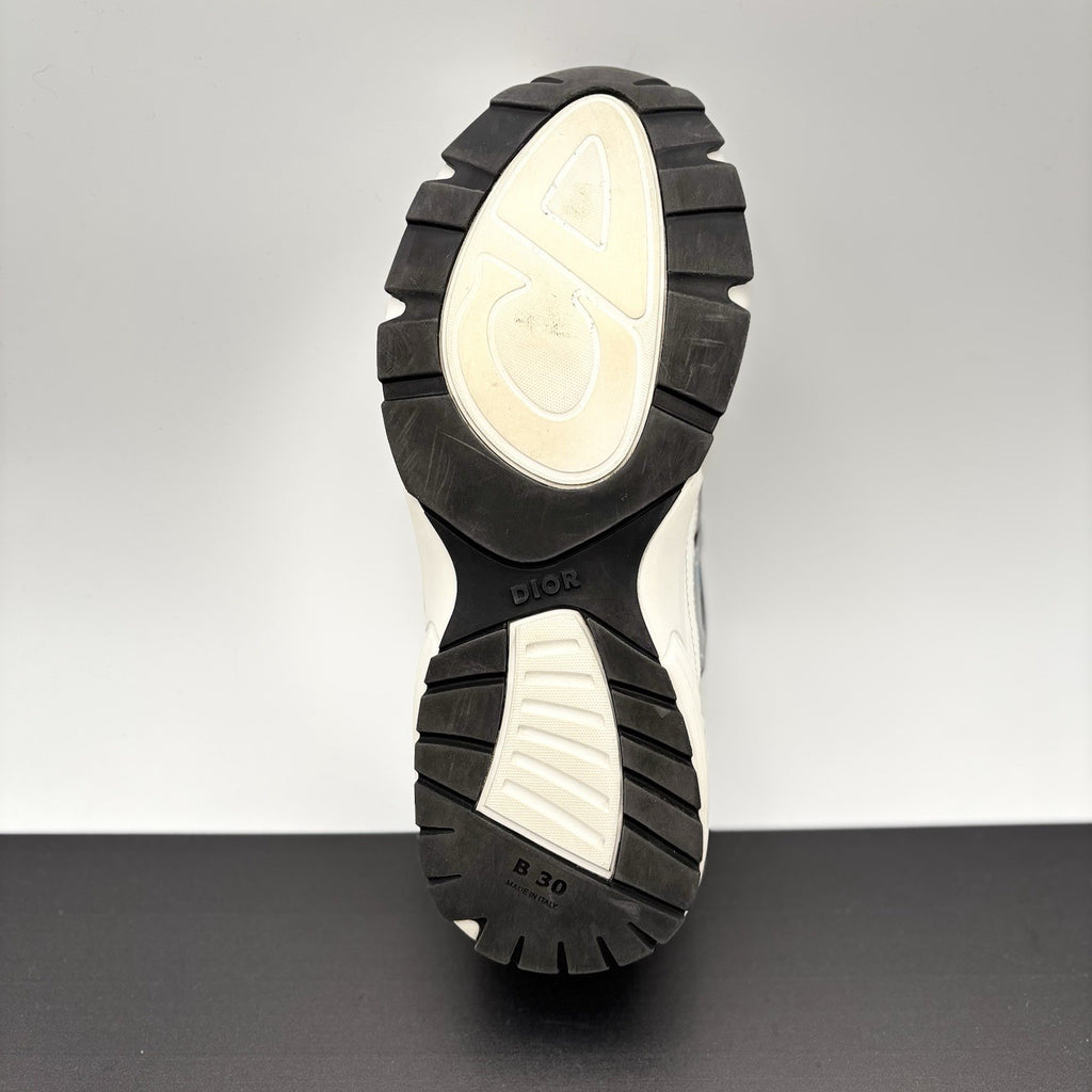 Size 42 (9 US) - Dior B30 Reflective Sneaker ' White Blue ' | GREAT CONDITION!