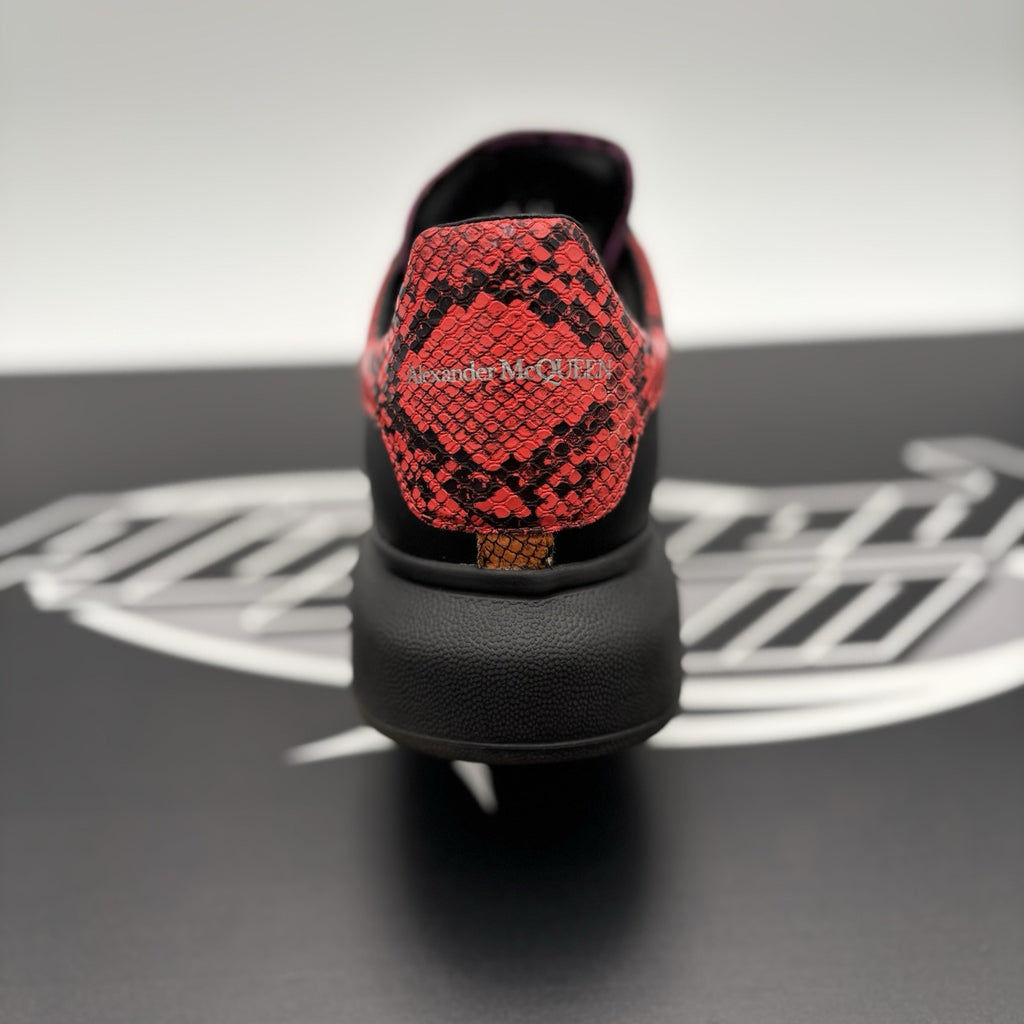 Size 41 (8 US) - Alexander McQueen Oversized ' Black ' | GREAT CONDITION!
