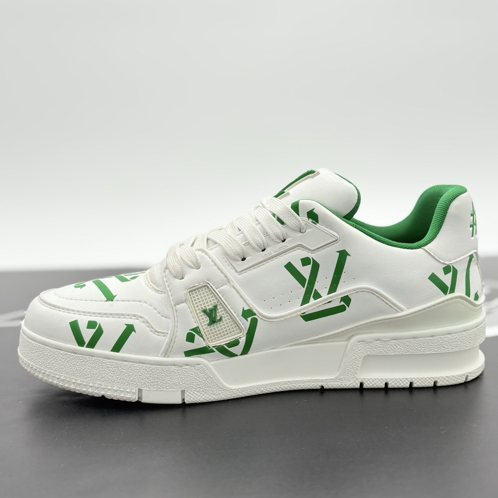 Size 6.5 LV (7.5-8 US) Louis Vuitton Trainer ' White Green Recycled ' | CLEAN!