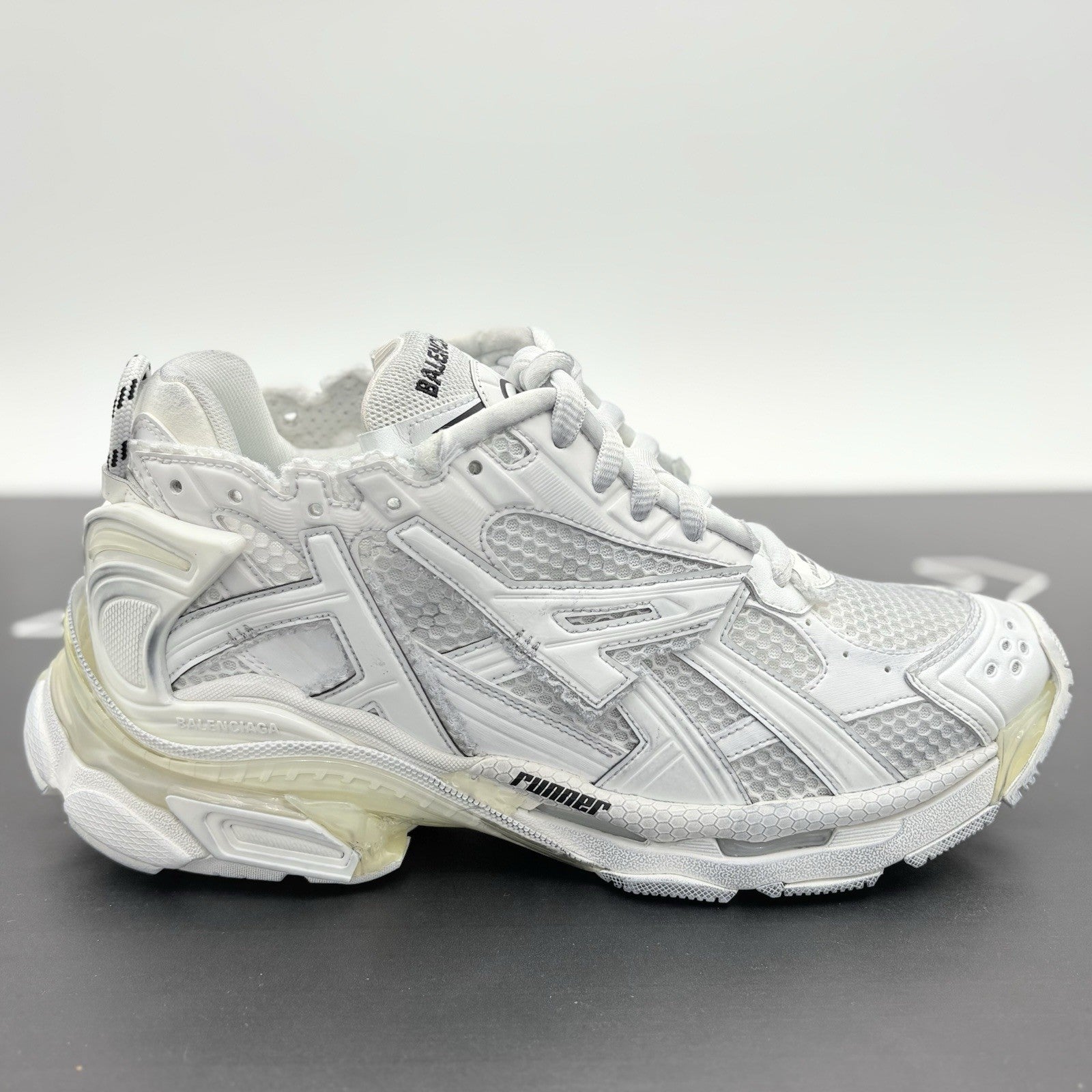 Size 42 - Balenciaga Runner Sneaker ' White ' | BRAND NEW!