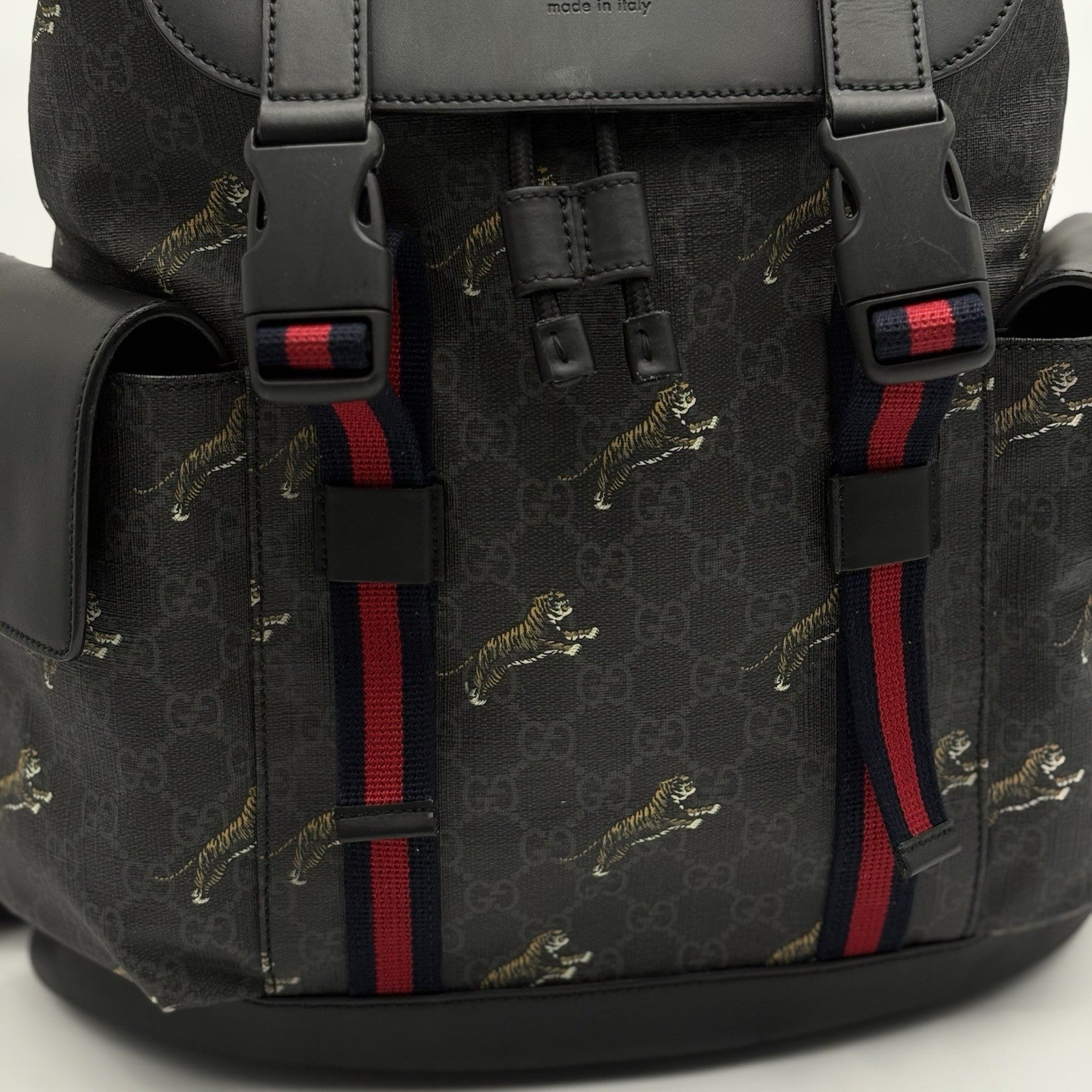 Gucci Bestiary GG Supreme Tigers Backpack ' Black Grey '