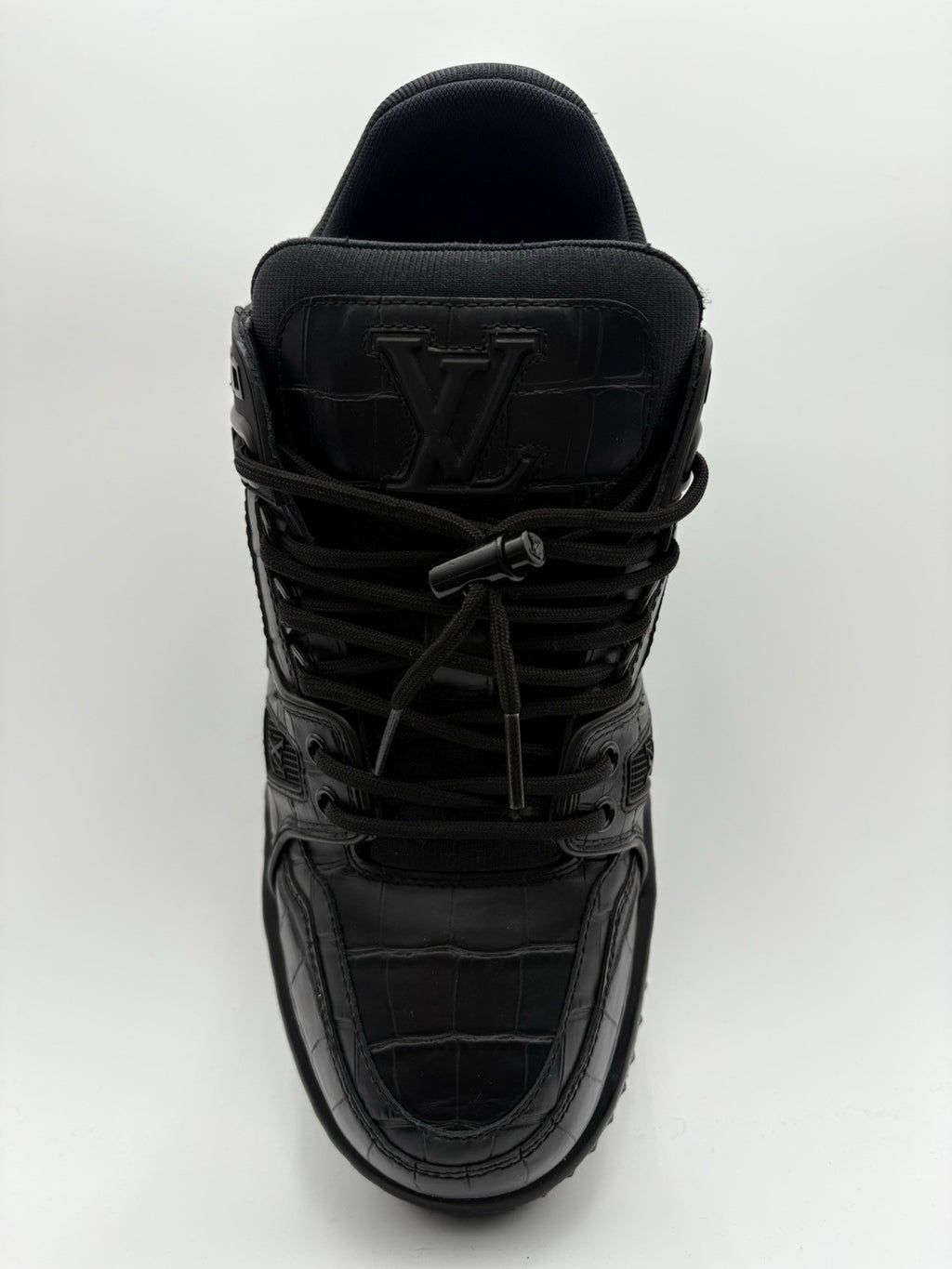 Size 8.5 LV (9.5-10 US) - Louis Vuitton Maxi Sneaker ' Black ' | EXCELLENT COND!