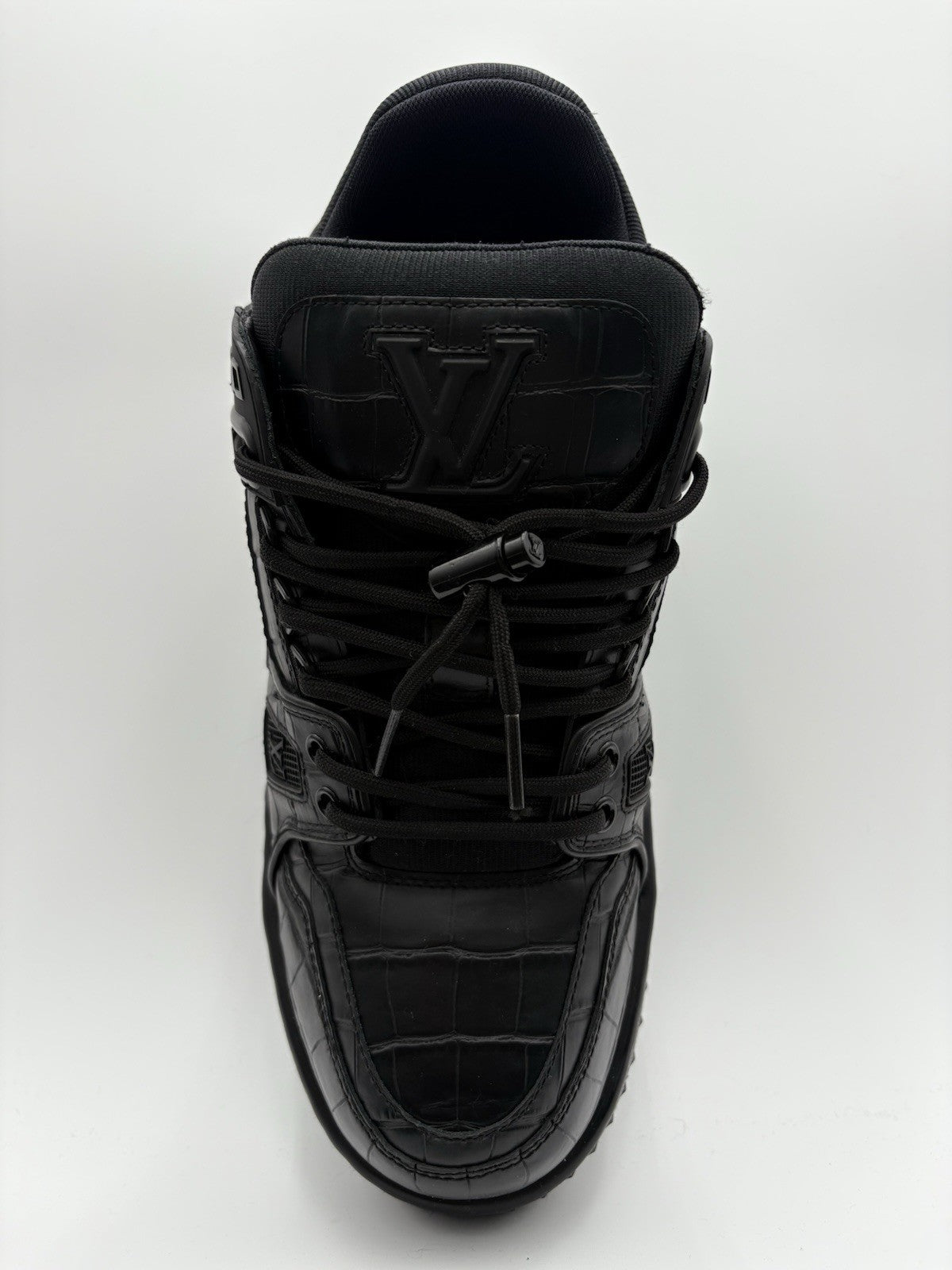 Size 8.5 LV (9.5-10 US) - Louis Vuitton Maxi Sneaker ' Black ' | EXCELLENT COND!