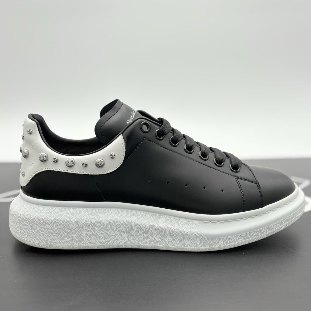 Size 43.5 (10.5 US) Alexander McQueen Studded Oversized ' White Black ' | CLEAN!
