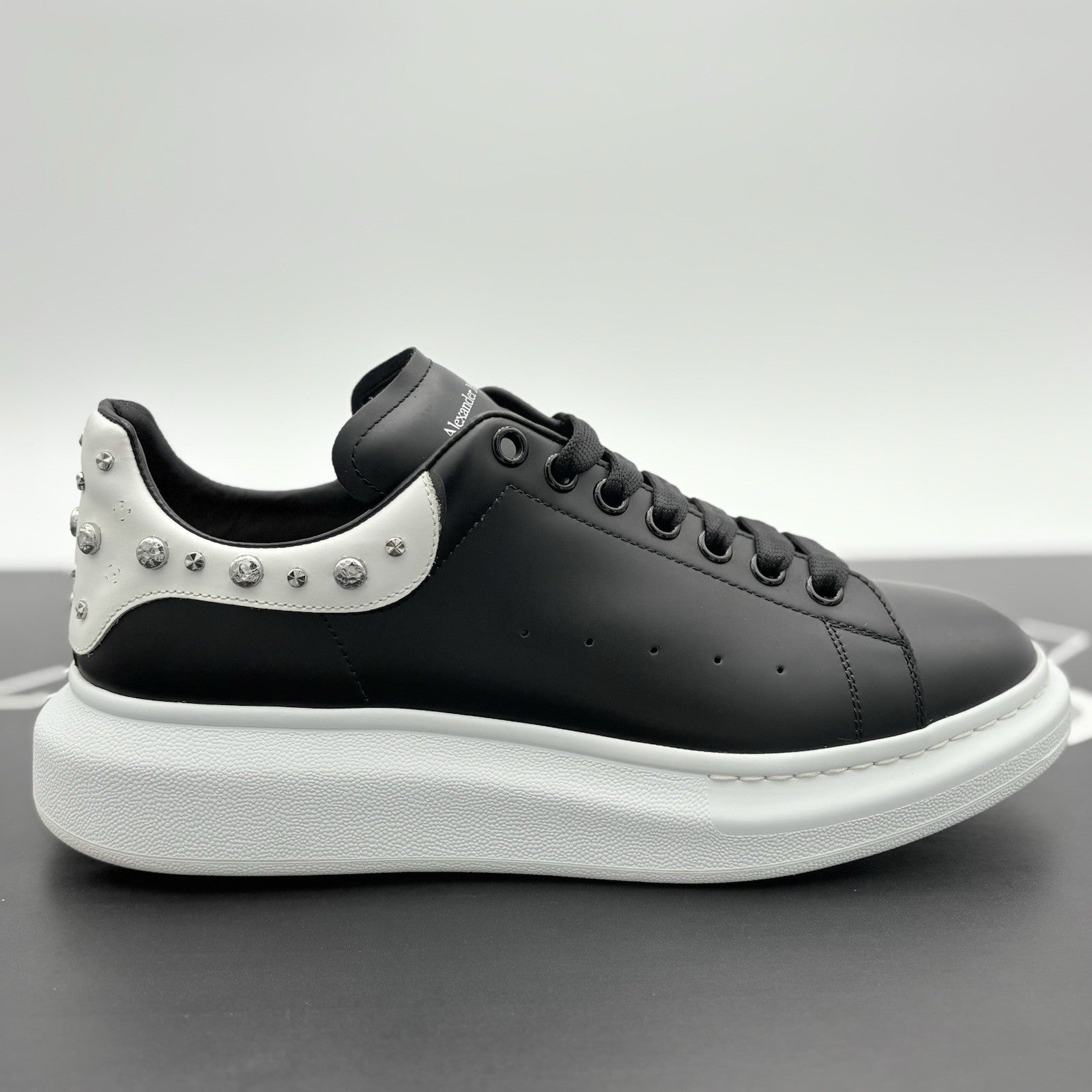 Size 43.5 (10.5 US) Alexander McQueen Studded Oversized ' White Black ' | CLEAN!