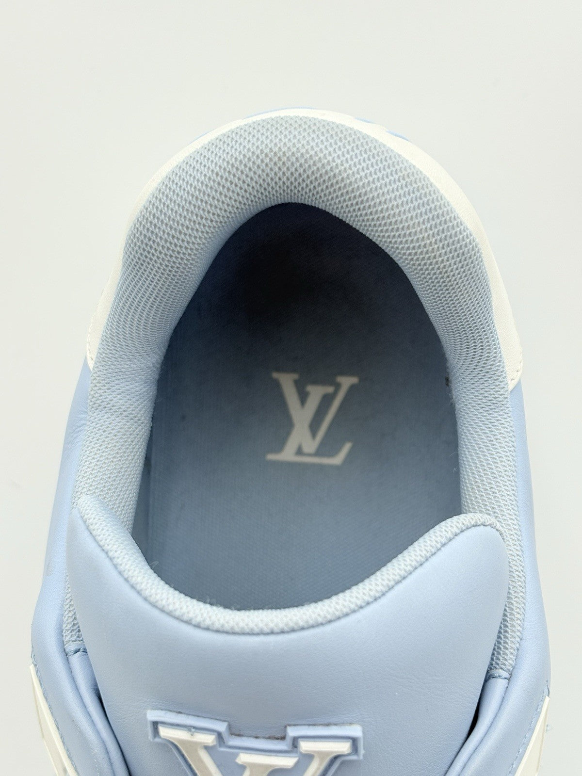 Size 9.5 LV (US 10.5-11) - Louis Vuitton Trainer ' Light Blue ' | GREAT COND!