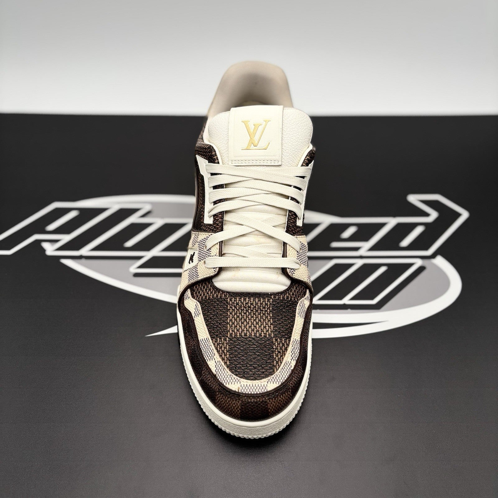 Size 9 LV (10-10.5 US) - Louis Vuitton Trainer ' Monogram Brown Ebene ' | GREAT!