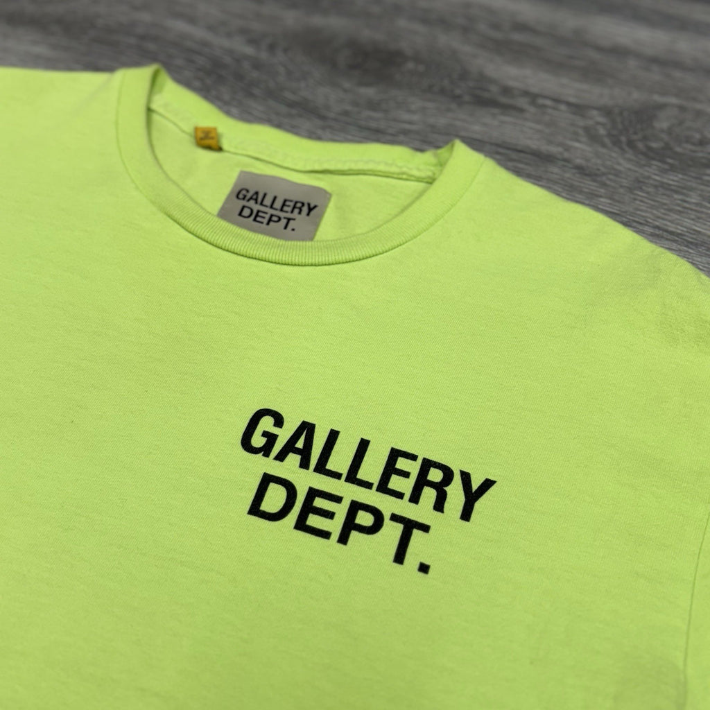 Size Large - Gallery Dept Souvenir Tee ' Lime Green ' | ONLY WORN 1x