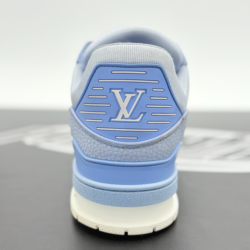 Size 11 LV (12-12.5 US) Louis Vuitton Trainer ' Light Blue White ' | GREAT COND!