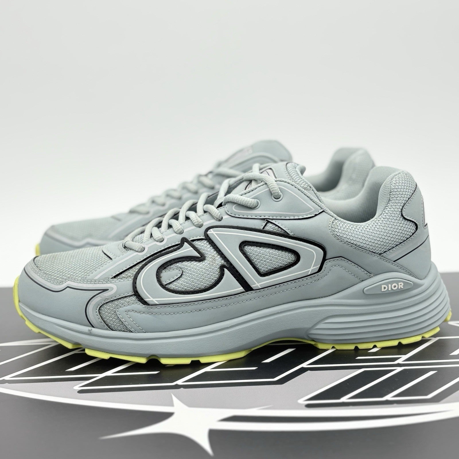 Size 44 (11 US) - Dior B30 Reflective CD30 ' Blue Neon Yellow ' | SUPER CLEAN!